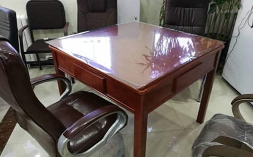 齐干却勒街道麻将桌